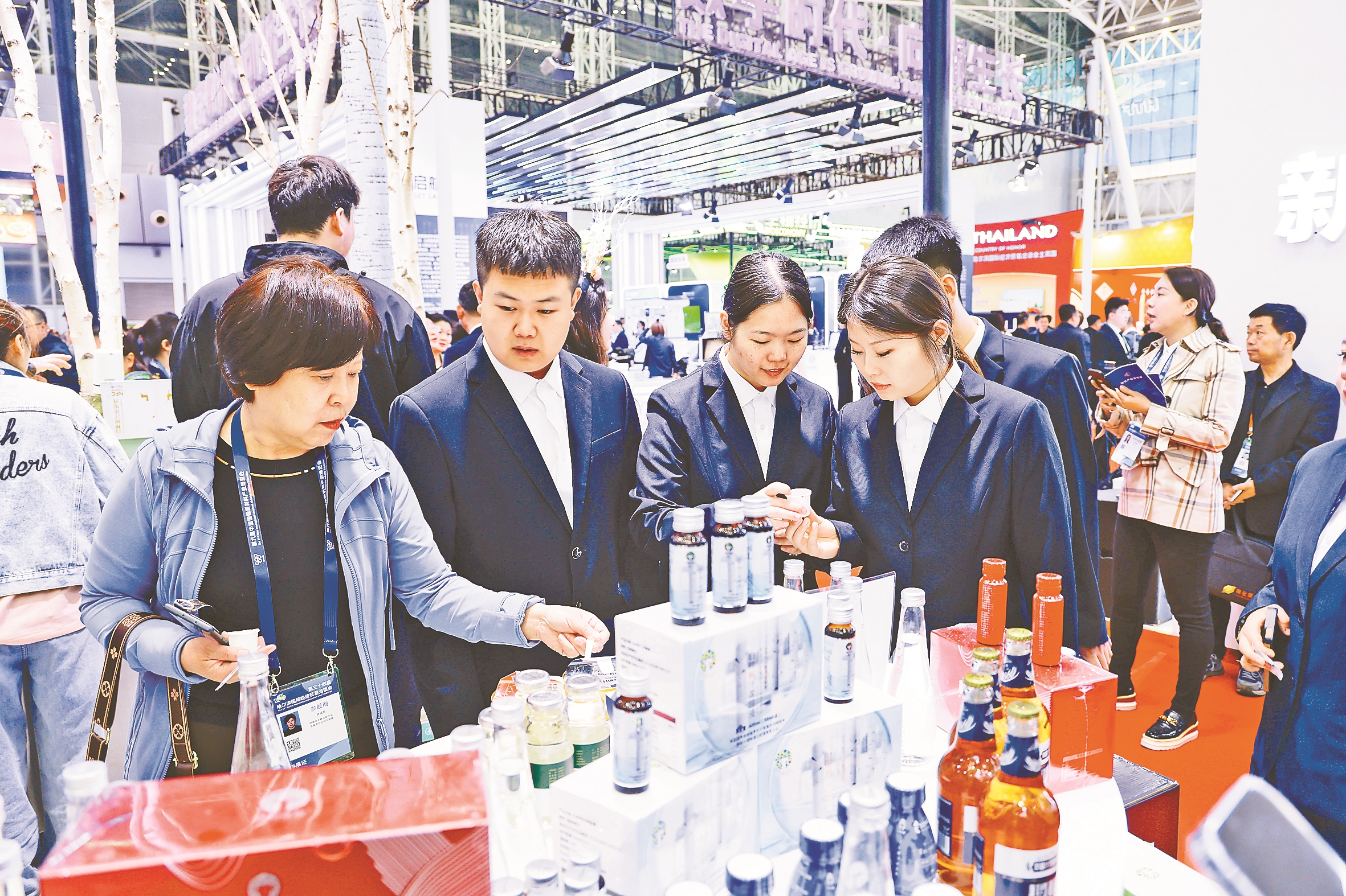 哈洽會(huì)上我市展品實(shí)力“出圈”